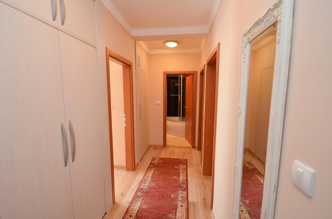 Central Apartment Котор Екстер'єр фото
