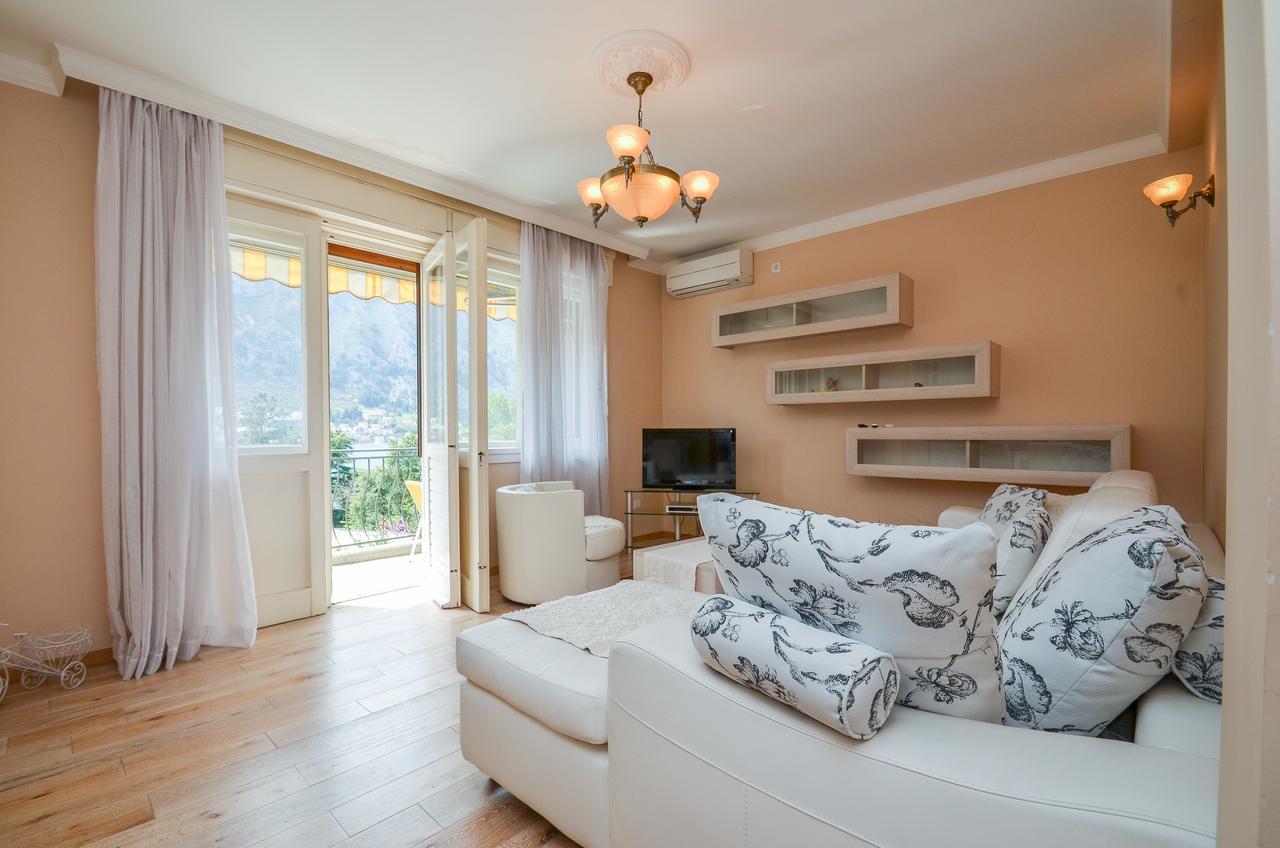 Central Apartment Котор Екстер'єр фото
